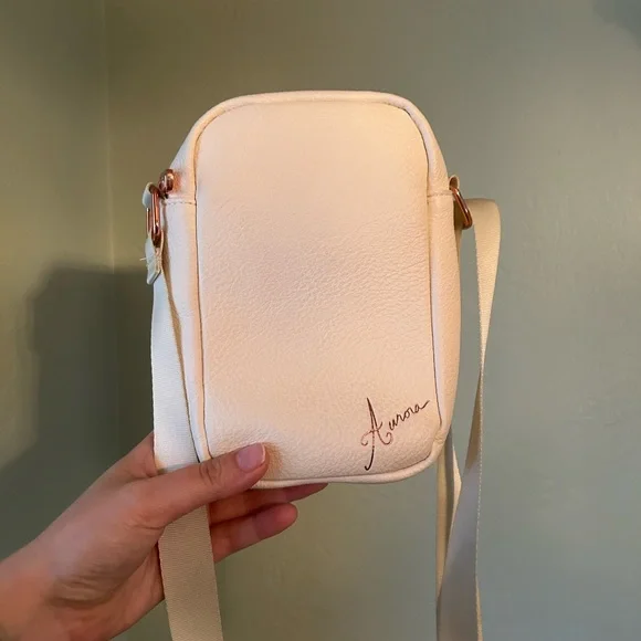 Sleeping beauty cross body bag - Picture 2 of 5